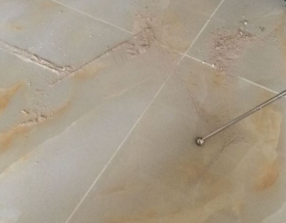 坊子瓷砖空鼓维修公司分享粘合剂选择不当在瓷砖铺贴过程中可能导致以下问题